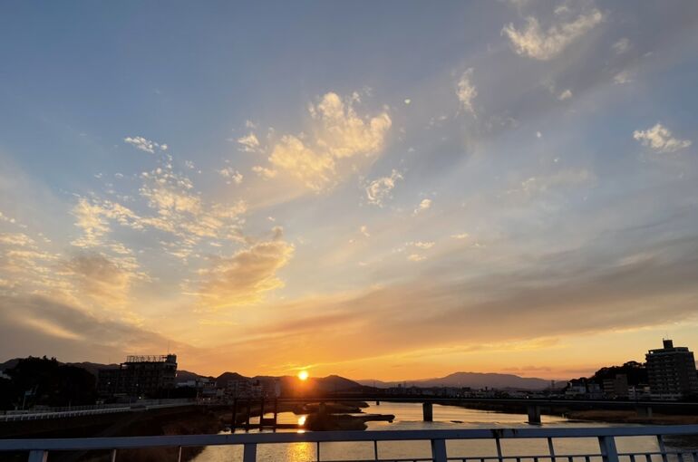 702992FF-6C1C-4AD9-8EF1-2F2D1A3C5B14